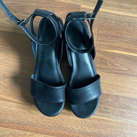 urban outfitters platform sandals - Picture 5 of 5